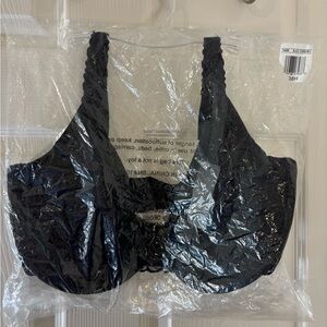 Natori Black Full Coverage Bra with Underwire